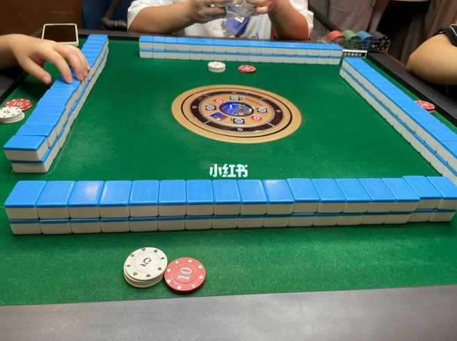 南京一女子聚集多人在自营棋牌室内打麻将,疫情下她为何敢顶风作案...